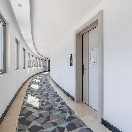 Luxury With Maxi's 1-bed Pool, Free Spa, Fitness, Access In Aksu *